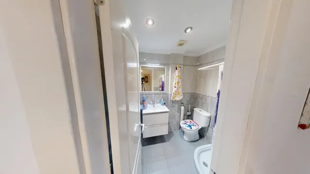 Amplio piso de 3 dormitorios y dos baños en Arguineguín listo para entrar a vivir — 29