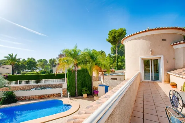 MAJESTUOSA VILLA CON VISTAS AL MAR, CERCA DE LA PLAYA DE LA FUSTERA, BENISSA — 35