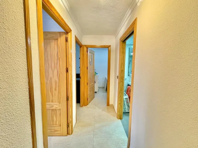 Piso exterior de 3 dormitorios en Miralbaida – Listo para entrar a vivir — 30