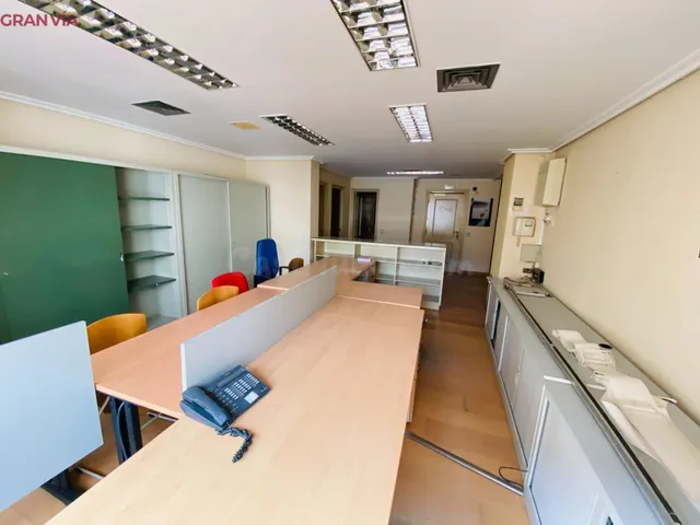 Oficina en venta en Logroño - foto 4