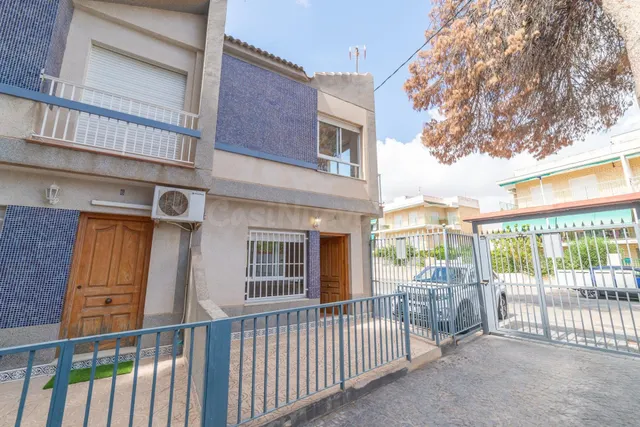 Adosado 4 habitaciones 96m² en venta - SANTIAGO DE LA RIBERA