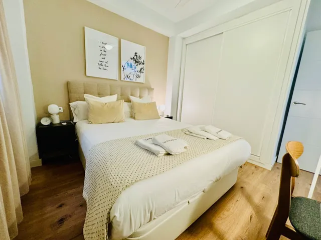 ¡¡¡¡¡ ATENCIÓN INVERSORES!!!!  PISO DE 4 habitaciones CON LICENCIA TURÍSTICA CON ALTA RENTABILIDAD — 47