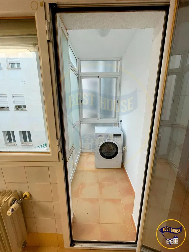 PISO EN ALQUILER — 10