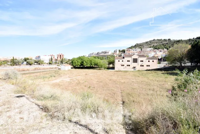EXCELENTE TERRENO URBANO EN LA VALL D'UIXO — 24