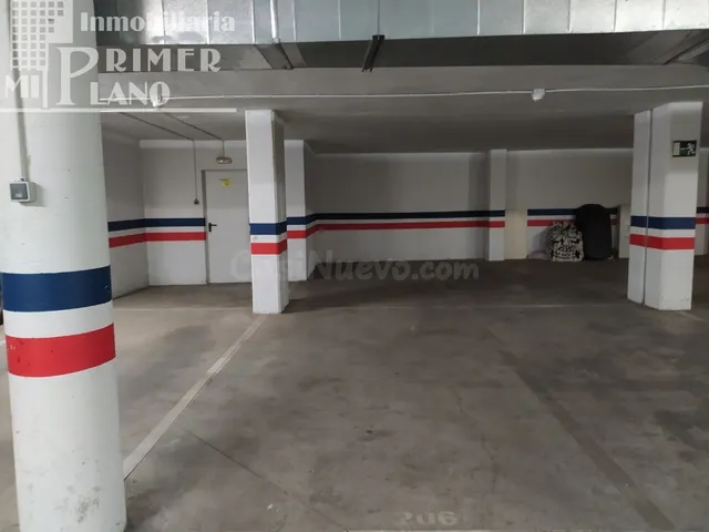 *¡OPORTUNIDAD DE ULITMA HORA! Plaza de garaje para dos coche