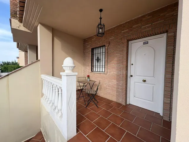 Vivienda unifamiliar  en urbanizacion "Cortijo de la Loma" amueblada y lista para entrar a vivir — 3