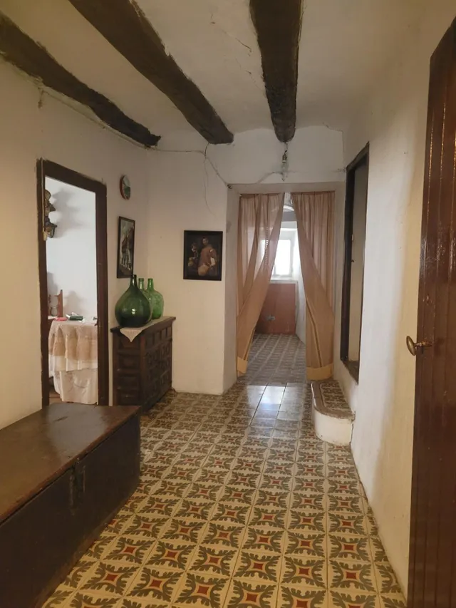 CASA CON CORRAL y TERRENO EN SAN MARTÍN DE UNX — 11