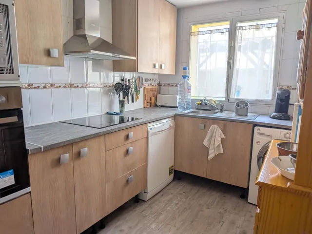 Chalet Independiente en VENTA en Zona de Pioz — 40