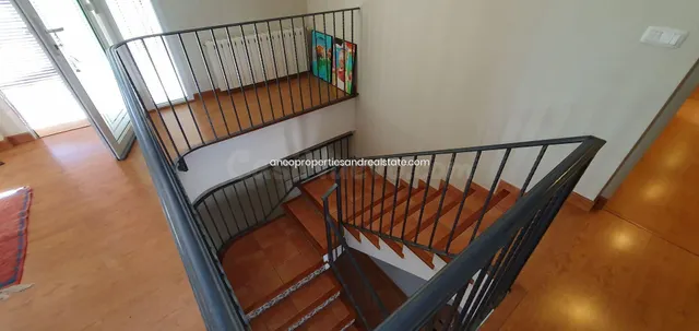 CHALET DE LUJO EN ZONA ESPECIAL A MENOS DE 30 MINUTOS DE PLA - foto 5