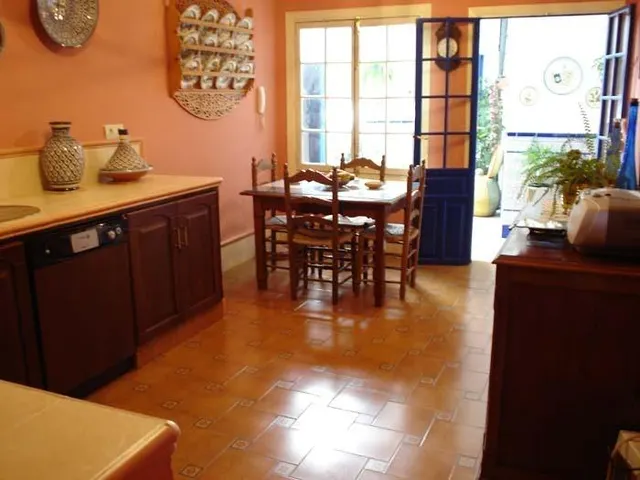 VENTA CASA CENTRICA EN MORÓN DE LA FRONTERA — 2