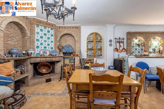 Espectacular Chalet en Ogijares - Ideal para Familias — 30