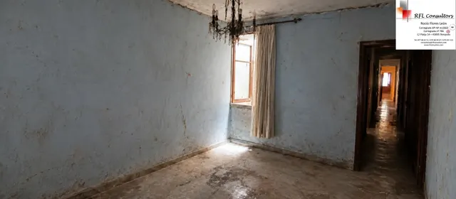 Gran casa para reformar en el centro de la población — 9