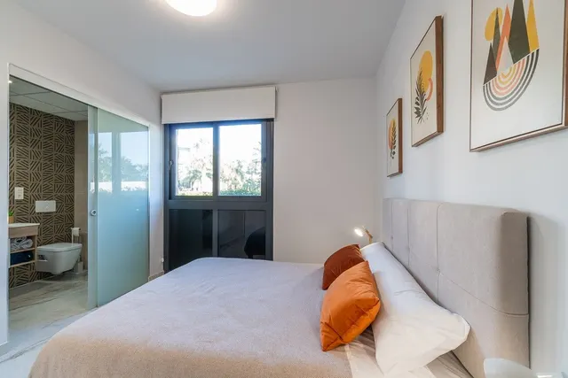Apartamento 2 habitaciones 81m² en venta - PAU 8 — 9