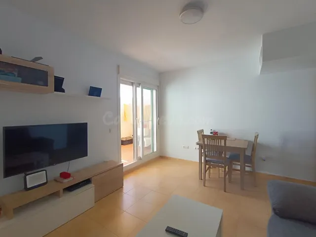 Piso de 2 dormitorios en venta en Almerimar - foto 4