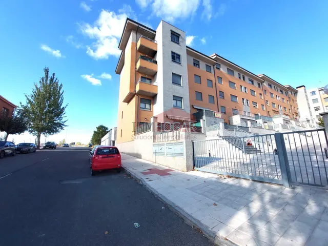 Vivienda accesible en hervencias, con patio, garaje, trastero y ascensor (actualmente alquilada) — 39