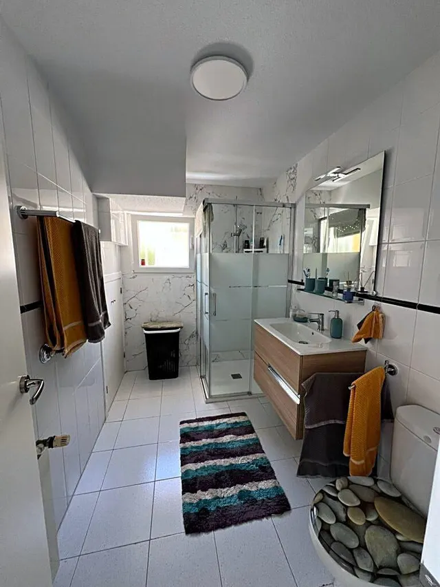 Bungalow con piscina comunitaria, Alicante, Orihuela Costa. 3 habitaciones, 105 m2, 3 kilómetros del mar — 26