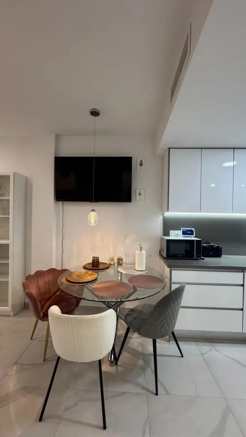 Apartamento 1 habitación 54m² en venta - Estacion de autobuses — 13