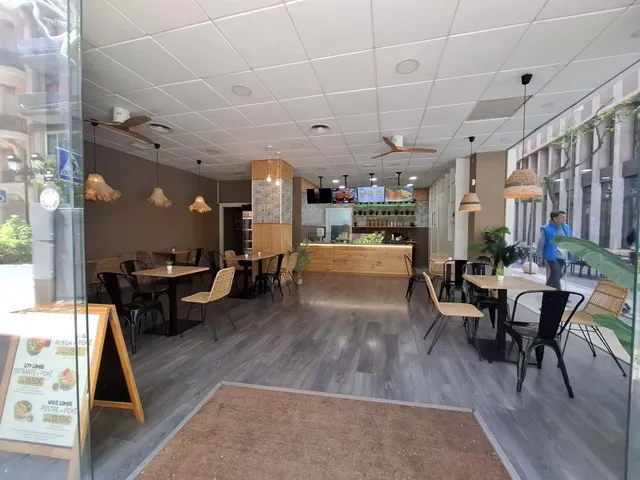 Traspaso de local comercial de 253 m2 — 13