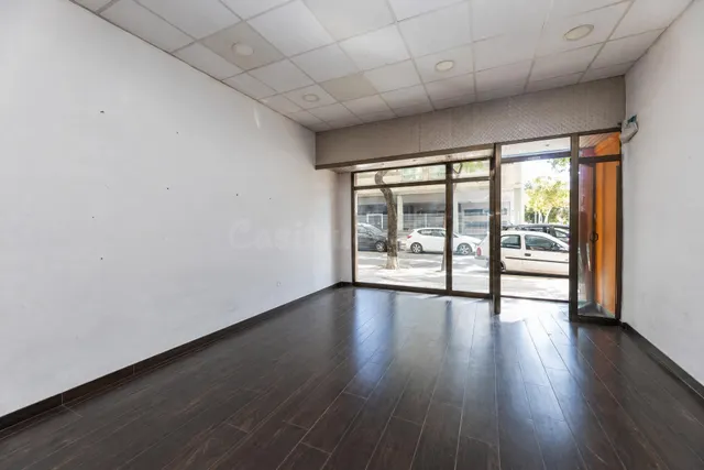 Local en venta - foto 2