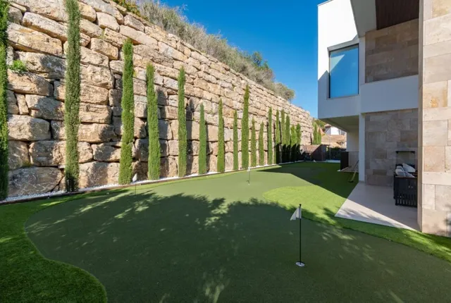 Chalet 4 habitaciones 640m² en venta - Costa del Sol — 43