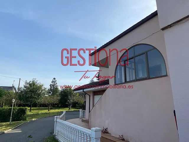 VIVIENDA UNIFAMILIAR A 2KM DE LOS ARENALES DE NOJA — 6
