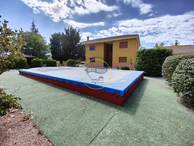 OPORTUNIDAD LUJOSO CHALET EN BANYERES DE MARIOLA (ALICANTE) — 27