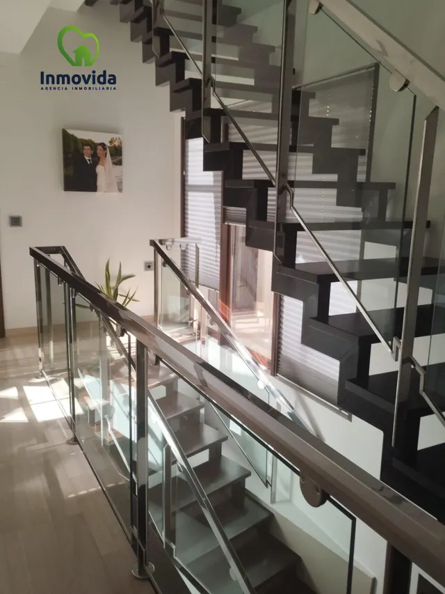 Casa Reformada con Espacios Exteriores en Córdoba - €380,000 — 34