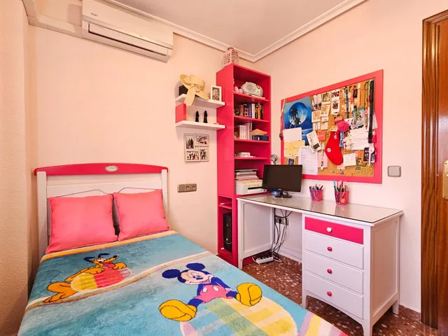 Piso de 3 dormitorios con terraza y garaje en San Vicente del Raspeig — 21