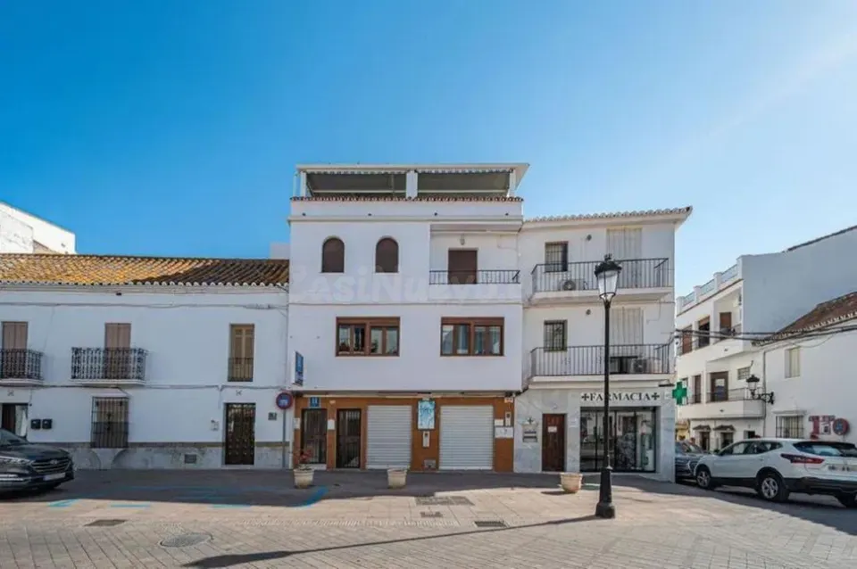 Complejo Turístico 10 habitaciones 515m² en venta - Costa del Sol