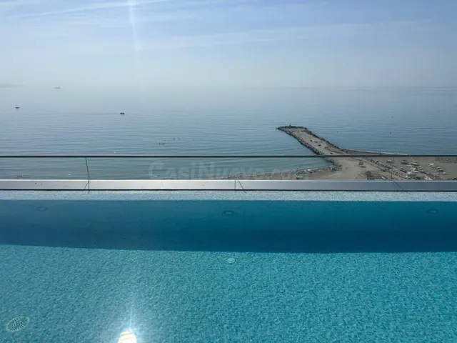 Exclusivo Apartamento de Lujo de 4 Dormitorios en Málaga Towers Vision | Vistas Infinitas al Mar Mediterráneo, Primera Linea de Playa — 9