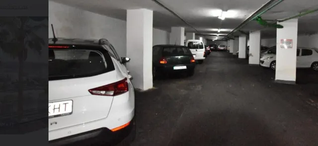 Los Cristianos. Piso 1 habitación con vistas, garaje a 300 metros del mar — 13