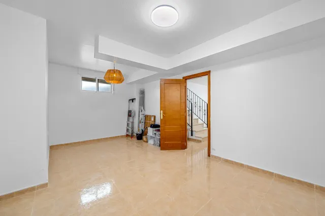 Casa 3 habitaciones en venta - Pueblo — 31