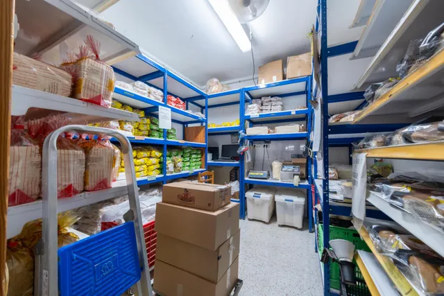 PANADERÍA HISTÓRICA CON MÁS DE 90 AÑOS DE TRAYECTORIA + VIVIENDA — 8