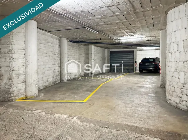 Plaza de garaje en venta en Berga - foto 4
