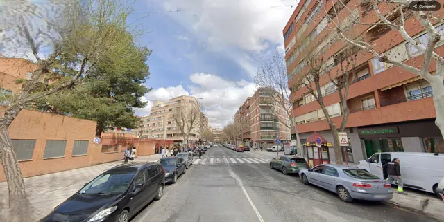 LOCAL DE 1100 M2 EN ZONA FERIA — 2