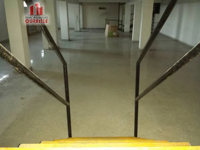 LOCAL COMERCIAL EN LA ZONA DE LAS LAGUNAS CERCA DEL CAMPUS. — 8