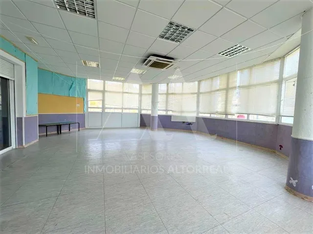 SE VENDE NEGOCIO EN MONTEPRINCIPE — 11