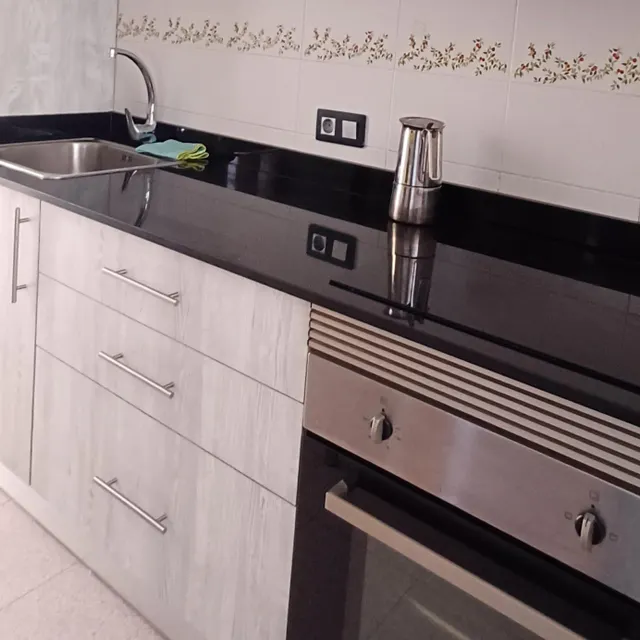 Amplia vivienda en urbanización con aparcamiento y piscina — 20