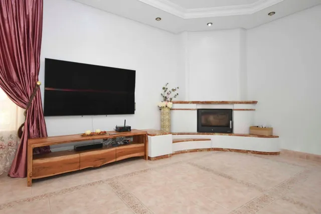 Exclusivo Chalet Independiente con Piscina Privada y Gran Parcela en Callosa de Segura — 13