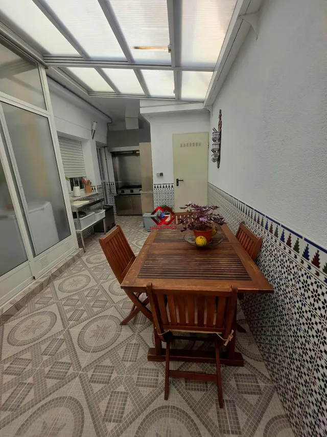 Villa en esquina con piscina privada, garaje a 800 m de la playa en Santiago de la Ribera — 19