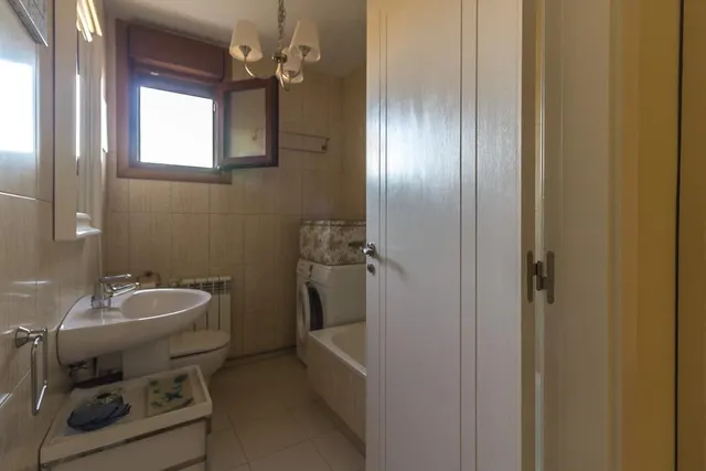 Precioso Chalet adosado en Sanxenxo a solo 600 m del Centro! ✨ — 26