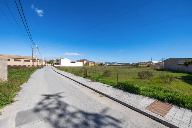 Solar Urbano en Fuente Vaqueros — 12