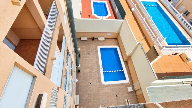 Ático en el centro de Torrevieja — 7