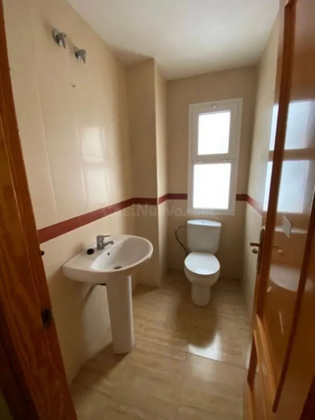 PISO DE 3 DORMITORIOS Y 2 BAÑOS COMPLETOS EN LA GANGOSA!! MU - foto 2