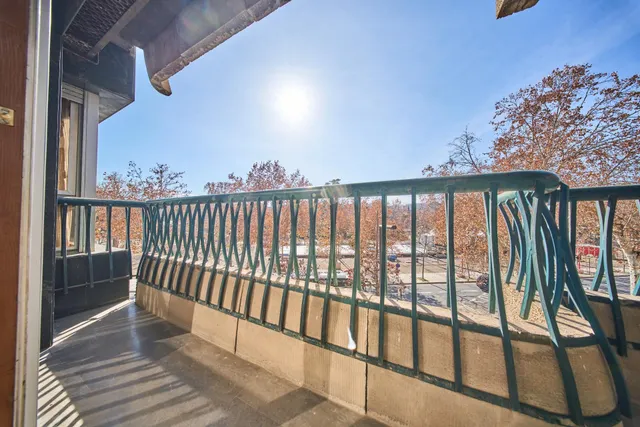 Residencia exclusiva en Paseo del Salón con vistas despejada - foto 5