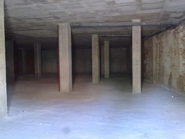 LOCAL COMERCIAL PARA MONTAR TU PROPIO NEGOCIO — 6