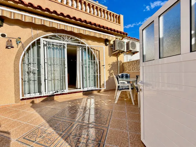 Casa 3 habitaciones 122m² en venta - torrevieja - foto 2