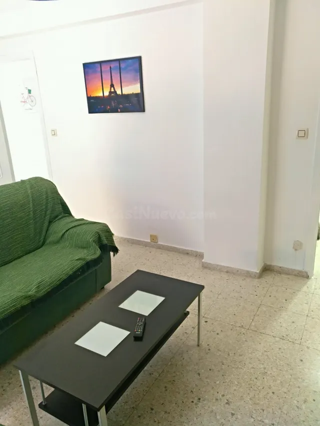 SE ALQUILA PISO PARA ESTUDIANTES — 3
