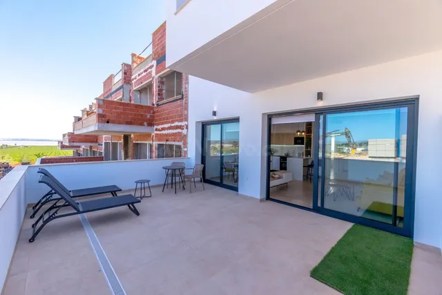 Casa-Chalet en Venta en Torrevieja Alicante - foto 2