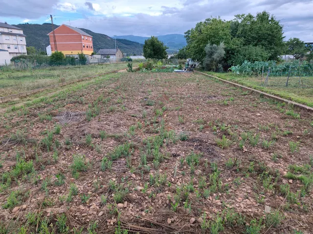 Amplia Casa Solar en Cuatrovientos, Ponferrada - €139.000 — 46